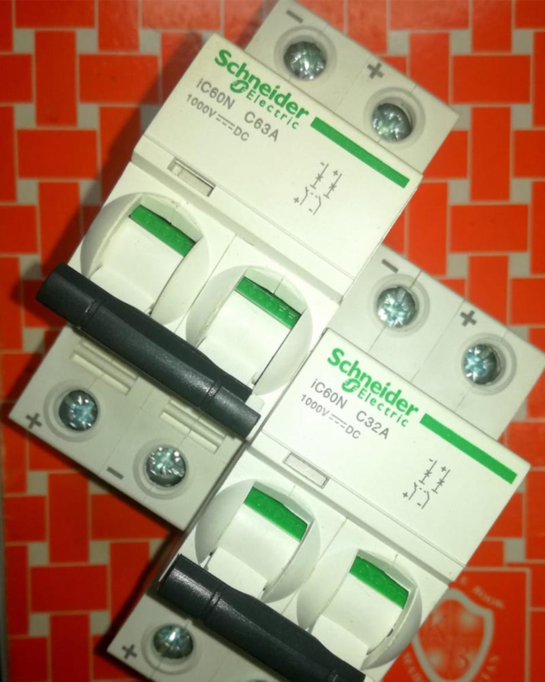 Schneider DC 20/32/63/ A Single 2 Pole MCB